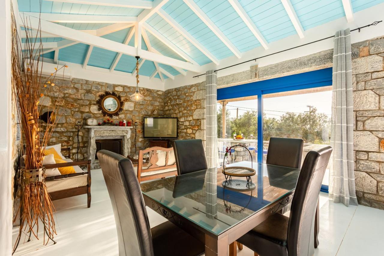 Mani Holiday House Kotronion  Bagian luar foto