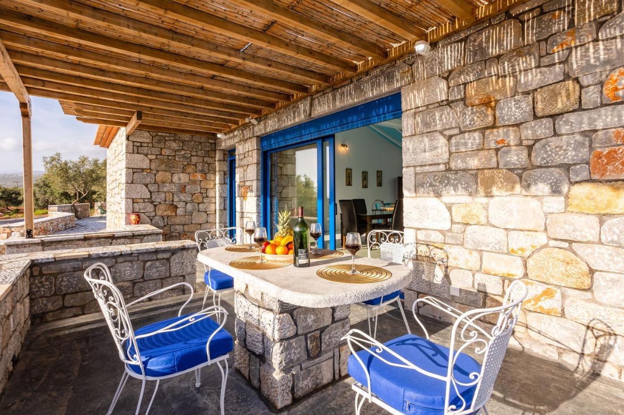 Mani Holiday House Kotronion  Bagian luar foto
