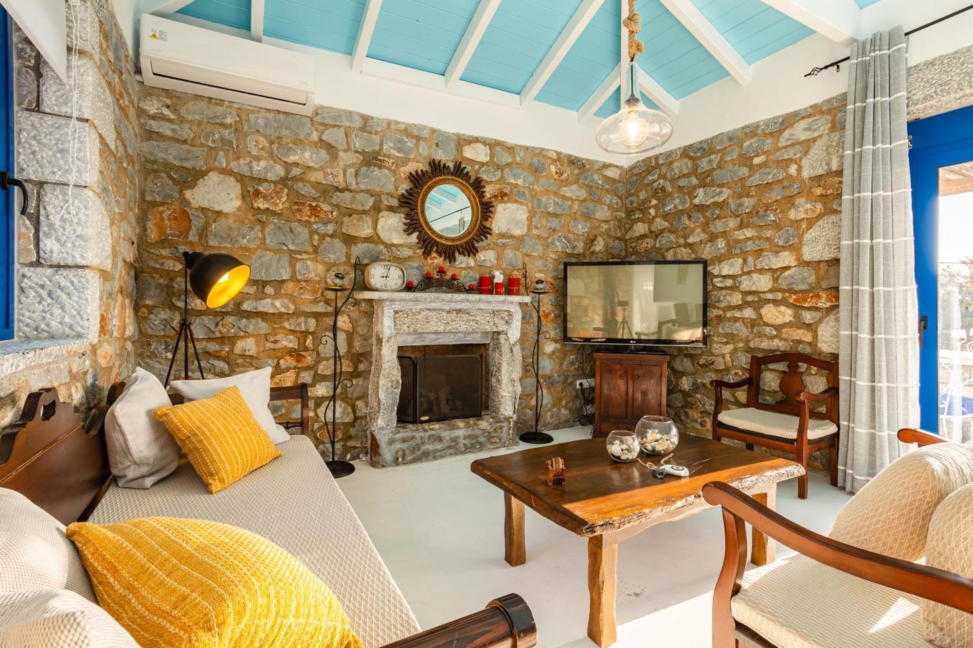 Mani Holiday House Kotronion  Bagian luar foto